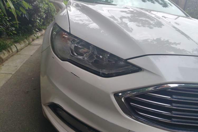 Used Ford Mondeo 2017 EcoBoost 180 Stylish Model Right Front Headlight