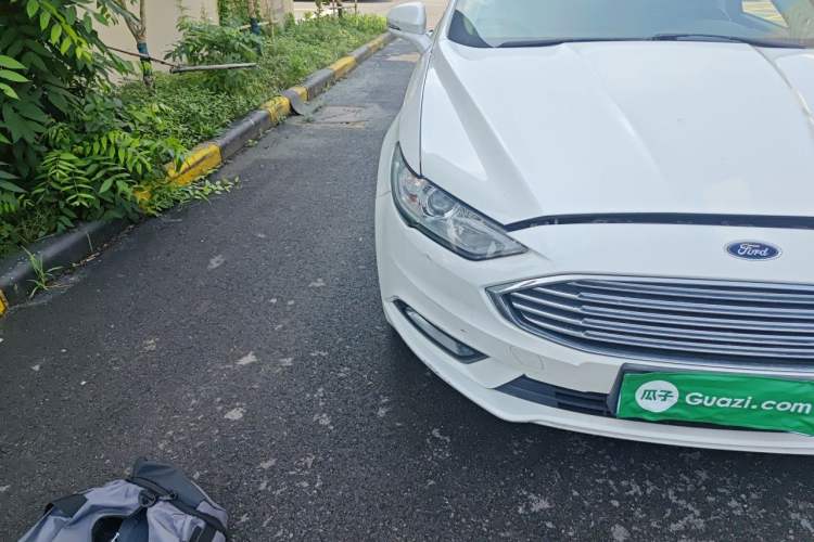 Used Ford Mondeo 2017 EcoBoost 180 Stylish Model Right Front Headlight