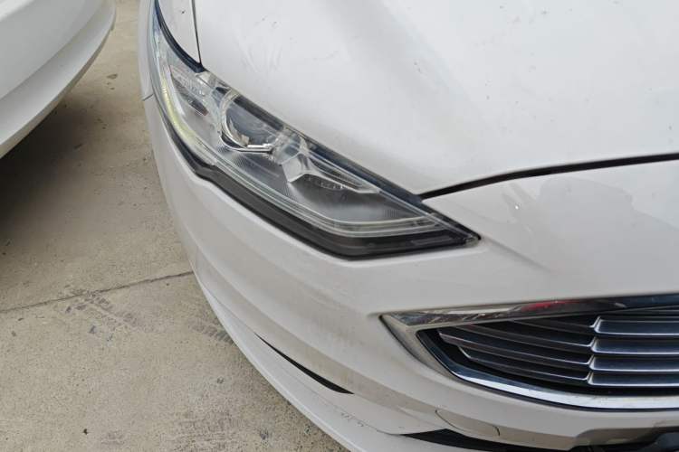 Used Ford Mondeo 2017 EcoBoost 180 Stylish Model Right Front Headlight