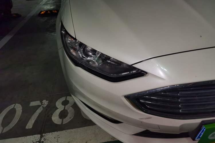 Used Ford Mondeo 2017 EcoBoost 200 Stylish Model Right Front Headlight