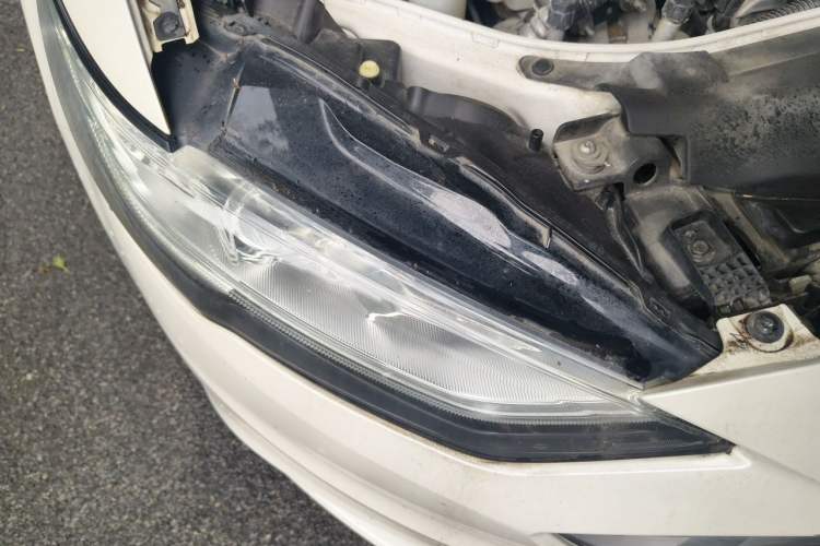 Used Ford Mondeo 2017 EcoBoost 180 Stylish Model Right Front Headlight