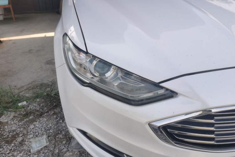 Used Ford Mondeo 2017 EcoBoost 200 Stylish Model Right Front Headlight