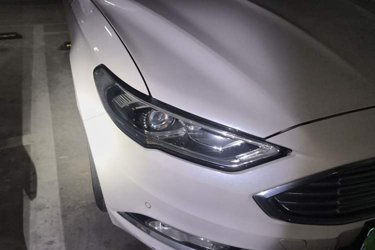 Used Ford Mondeo 2017 2.0L HEV Zhihao Model Right Front Headlight