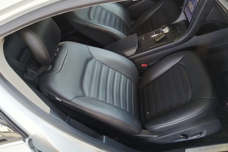 Used Ford Mondeo 2017 EcoBoost 180 Stylish Model Right Front Seat
