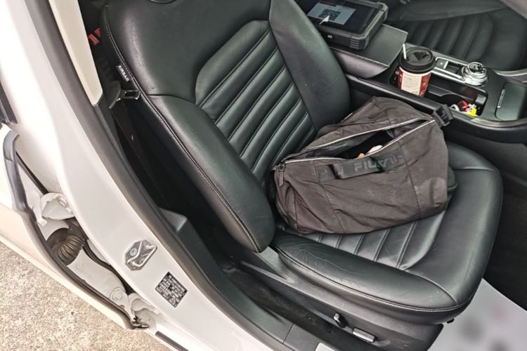 Used Ford Mondeo 2017 EcoBoost 180 Stylish Model Right Front Seat