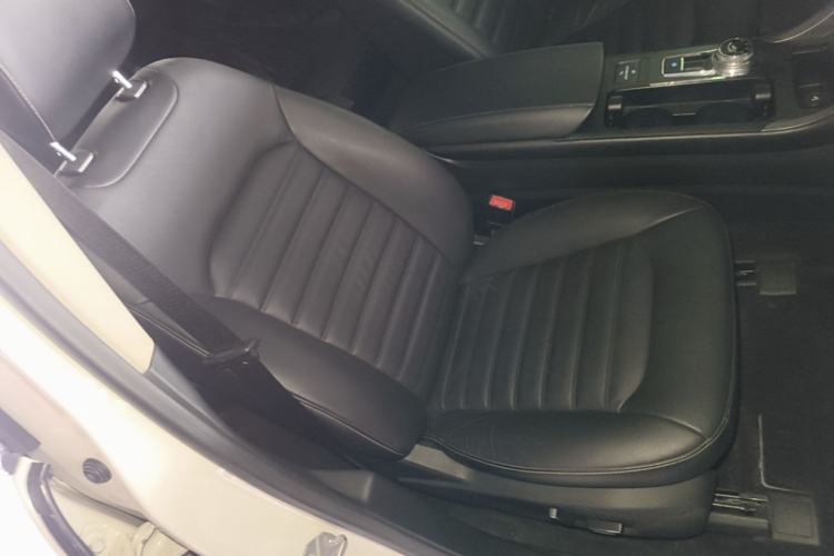 Used Ford Mondeo 2017 Restyled EcoBoost 180 Luxury Version Right Front Seat