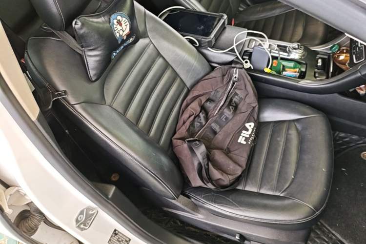 Used Ford Mondeo 2017 EcoBoost 180 Luxury Model Right Front Seat
