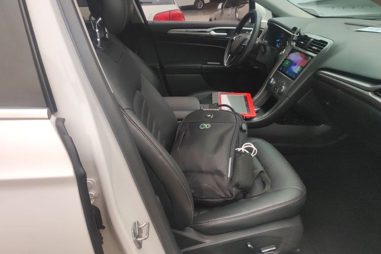 Used Ford Mondeo 2017 EcoBoost 180 Stylish Model Right Front Seat