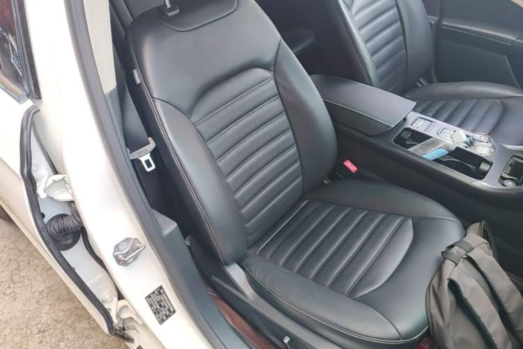 Used Ford Mondeo 2017 EcoBoost 180 Stylish Model Right Front Seat