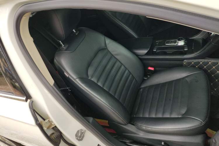 Used Ford Mondeo 2017 EcoBoost 180 Stylish Model Right Front Seat