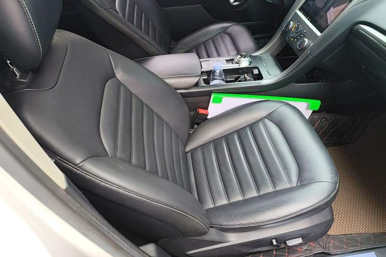 Used Ford Mondeo 2017 EcoBoost 180 Stylish Model Right Front Seat