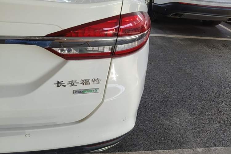 Used Ford Mondeo 2017 EcoBoost 180 Stylish Model Right Rear Taillight