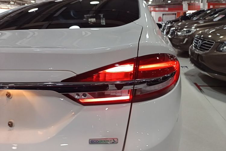 Used Ford Mondeo 2017 Facelifted EcoBoost 200 Luxury Version Right Rear Taillight