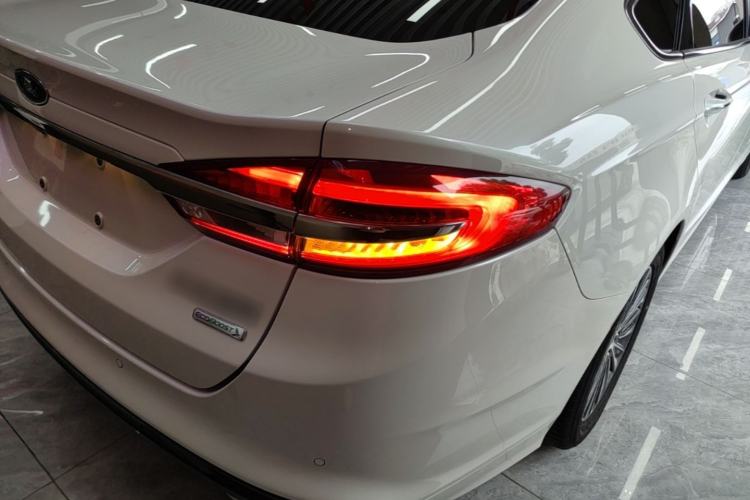 Used Ford Mondeo 2017 Restyled EcoBoost 180 Luxury Version Right Rear Taillight