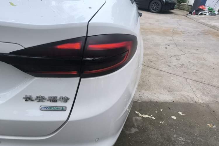 Used Ford Mondeo 2017 Facelifted EcoBoost 180 Fashion Edition Right Rear Taillight
