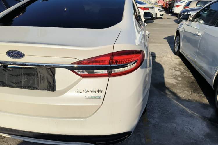 Used Ford Mondeo 2017 EcoBoost 180 Stylish Model Right Rear Taillight