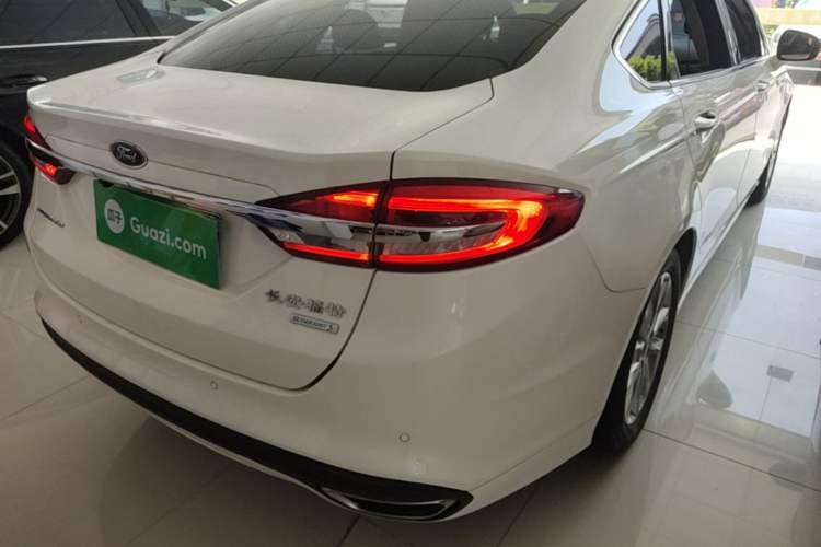 Used Ford Mondeo 2017 Facelifted EcoBoost 180 Fashion Edition Right Rear Taillight