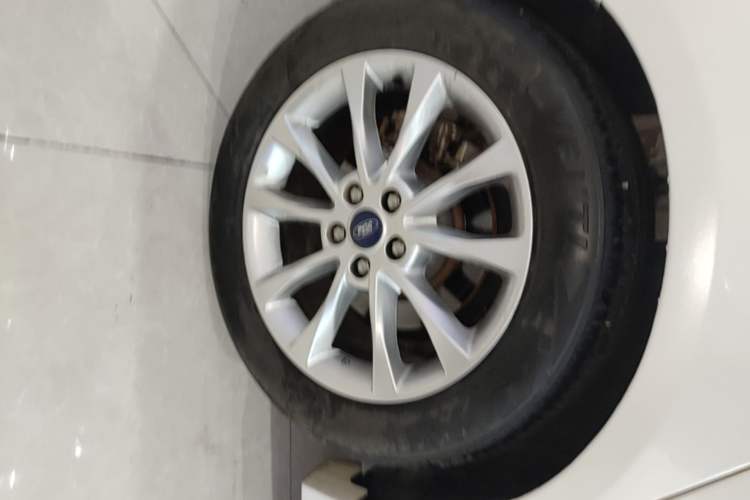 Used Ford Mondeo 2017 EcoBoost 200 Stylish Model Right Rear Wheel Hub