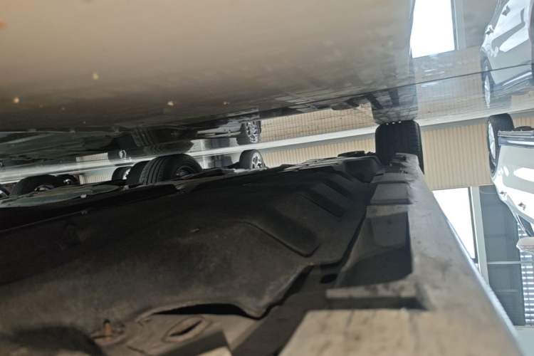 Used Ford Mondeo 2017 EcoBoost 180 Stylish Model Right Side Sill