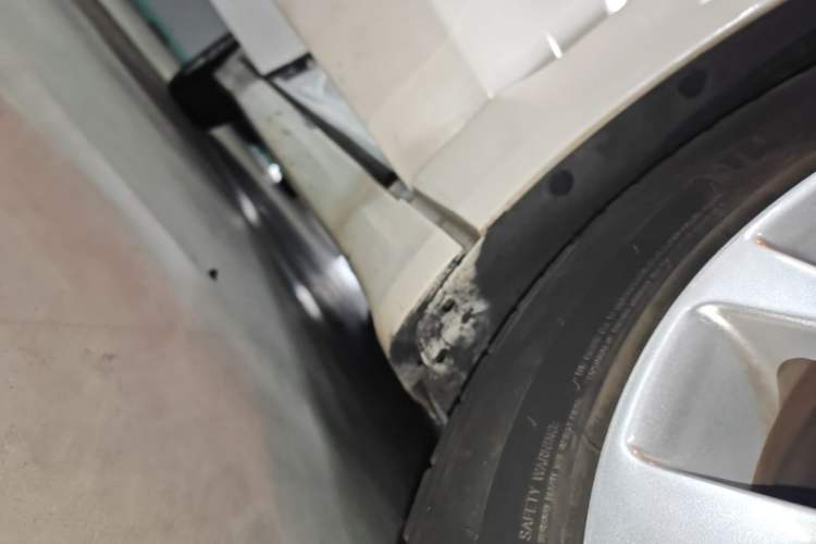 Used Ford Mondeo 2017 Facelifted EcoBoost 180 Fashion Edition Right Side Sill