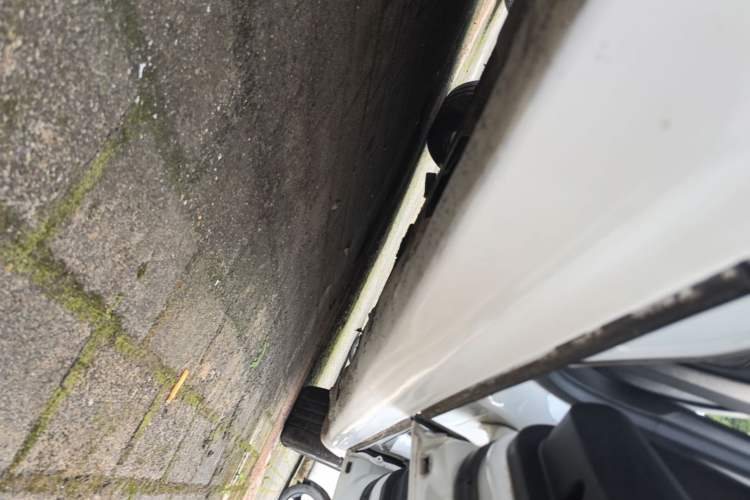Used Ford Mondeo 2017 EcoBoost 200 Stylish Model Right Side Sill