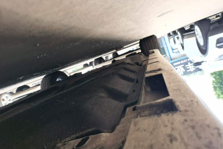 Used Ford Mondeo 2017 Facelifted EcoBoost 180 Fashion Edition Right Side Sill