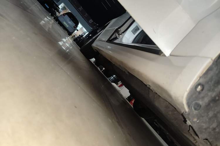 Used Ford Mondeo 2017 EcoBoost 180 Stylish Model Right Side Sill