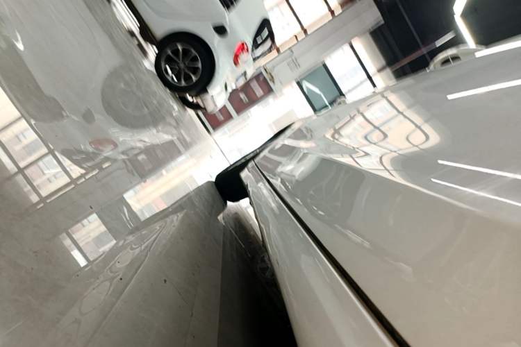 Used Ford Mondeo 2017 EcoBoost 180 Comfort Model Right Side Sill
