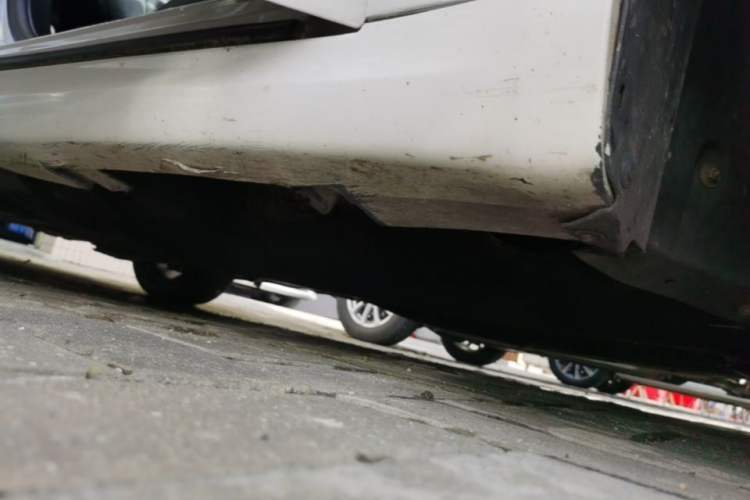 Used Ford Mondeo 2017 EcoBoost 200 Stylish Model Right Side Sill