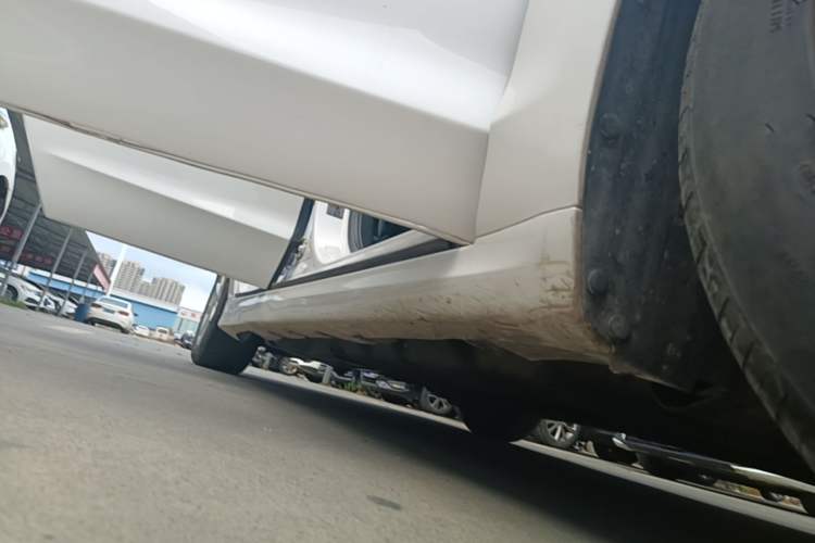 Used Ford Mondeo 2017 EcoBoost 180 Stylish Model Right Side Sill