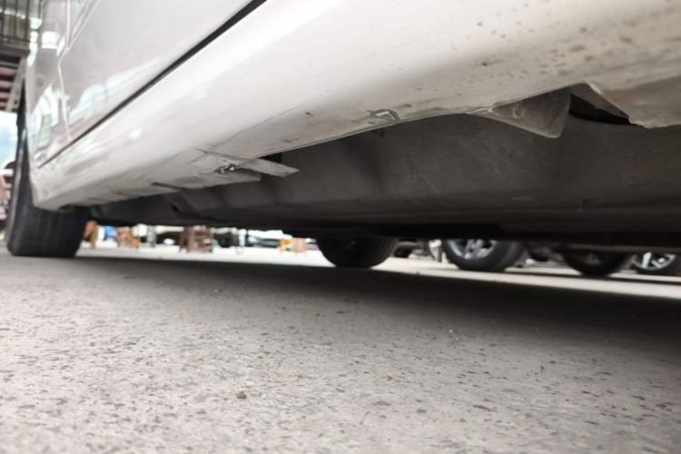 Used Ford Mondeo 2017 EcoBoost 200 Stylish Model Right Side Sill