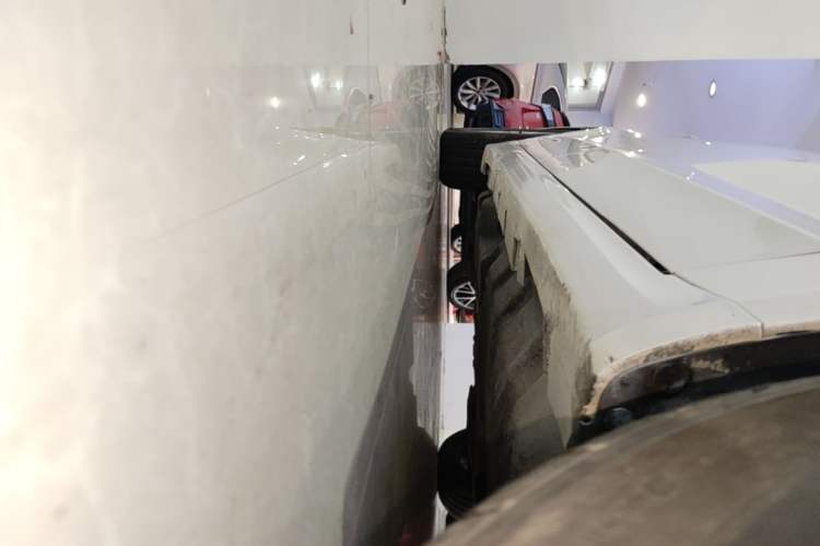 Used Ford Mondeo 2017 EcoBoost 200 Stylish Model Right Side Sill