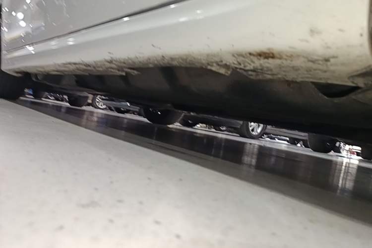 Used Ford Mondeo 2017 Facelifted EcoBoost 200 Luxury Version Right Side Sill
