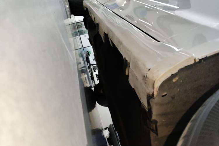 Used Ford Mondeo 2017 Facelifted EcoBoost 180 Fashion Edition Right Side Sill