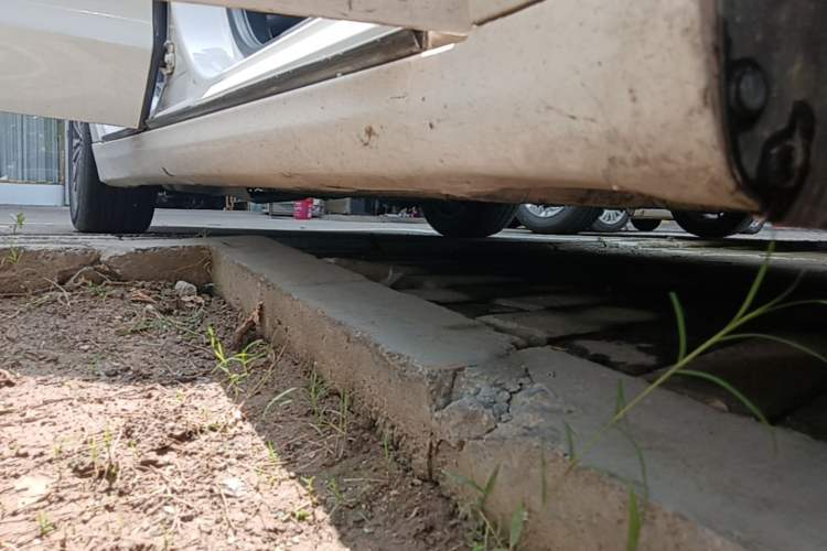 Used Ford Mondeo 2017 EcoBoost 180 Luxury Model Right Side Sill