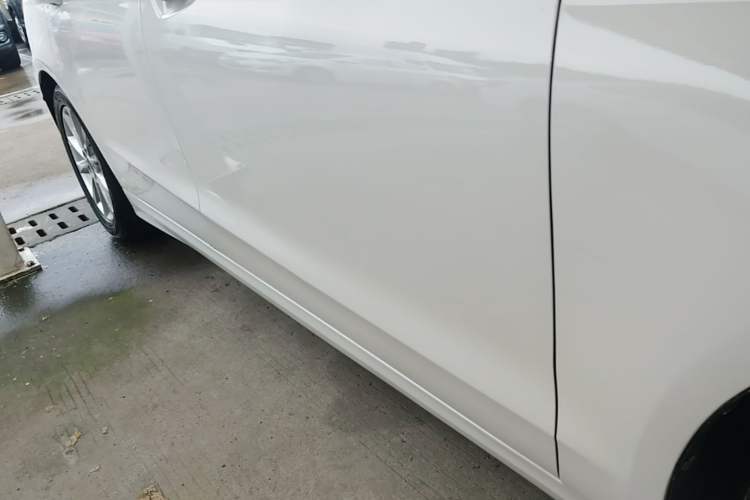 Used Ford Mondeo 2017 EcoBoost 180 Stylish Model Right Side Sill
