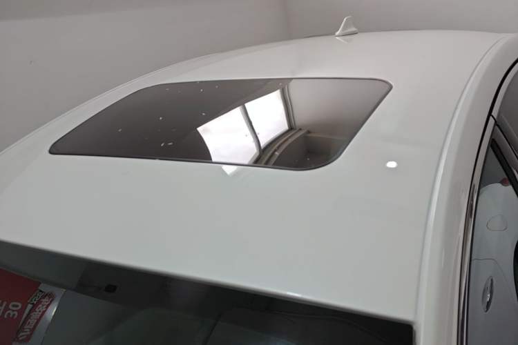 Used Ford Mondeo 2017 EcoBoost 180 Luxury Model Roof