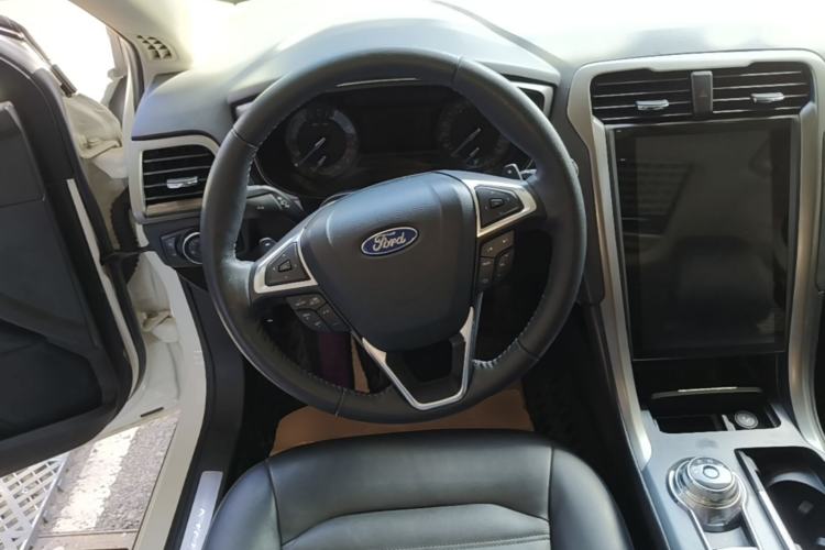 Used Ford Mondeo 2017 EcoBoost 180 Stylish Model Steering Wheel