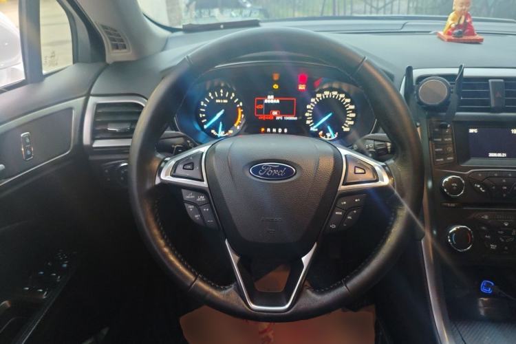 Used Ford Mondeo 2017 EcoBoost 180 Stylish Model Steering Wheel