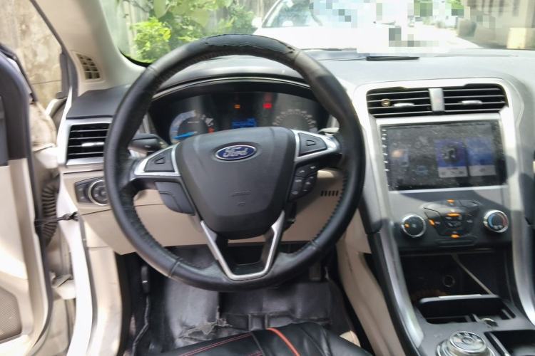 Used Ford Mondeo 2017 EcoBoost 180 Comfort Model Steering Wheel