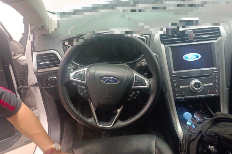 Used Ford Mondeo 2017 EcoBoost 180 Ultimate Model Steering Wheel