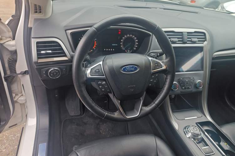 Used Ford Mondeo 2017 Facelifted EcoBoost 180 Fashion Edition Steering Wheel