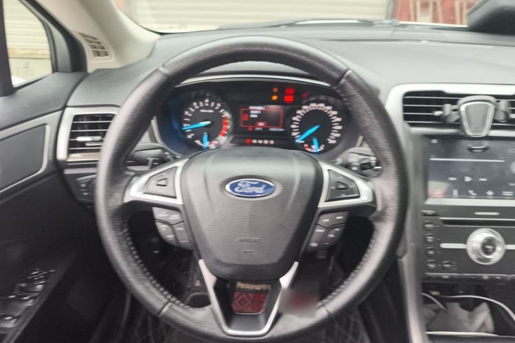 Used Ford Mondeo 2017 EcoBoost 200 Stylish Model Steering Wheel