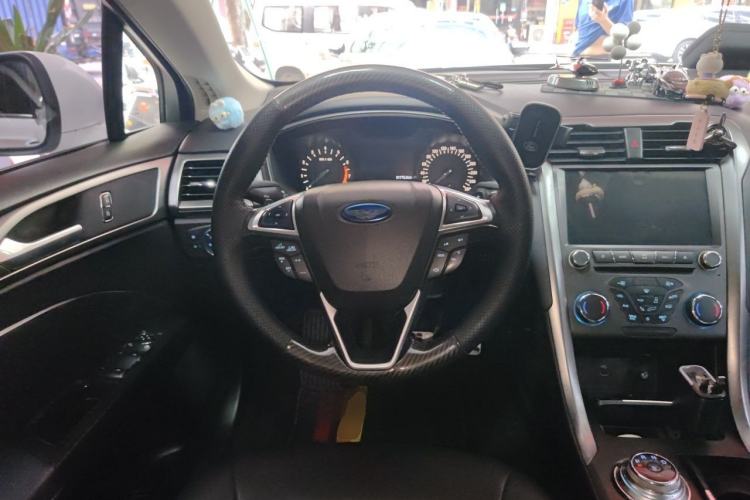 Used Ford Mondeo 2017 EcoBoost 200 Stylish Model Steering Wheel