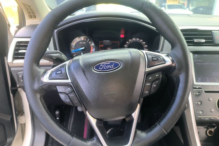 Used Ford Mondeo 2017 EcoBoost 180 Stylish Model Steering Wheel