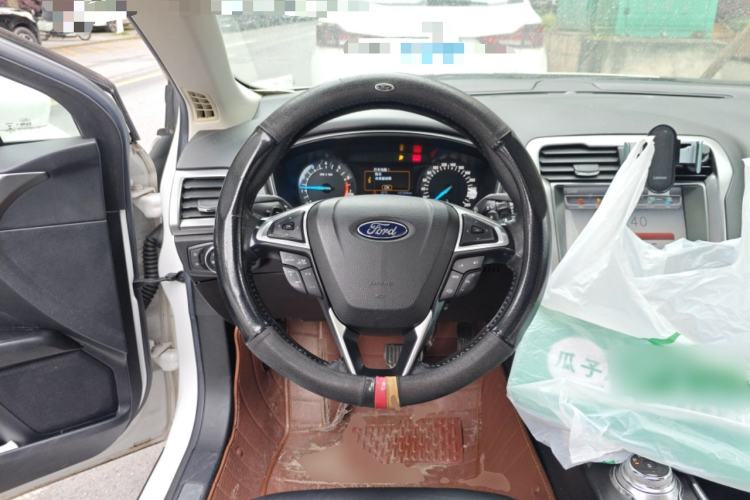 Used Ford Mondeo 2017 EcoBoost 180 Stylish Model Steering Wheel