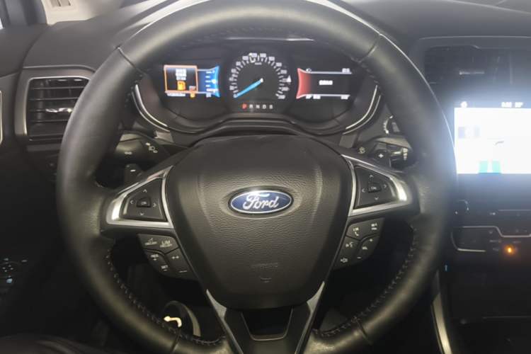 Used Ford Mondeo 2017 Restyled EcoBoost 180 Luxury Version Steering Wheel
