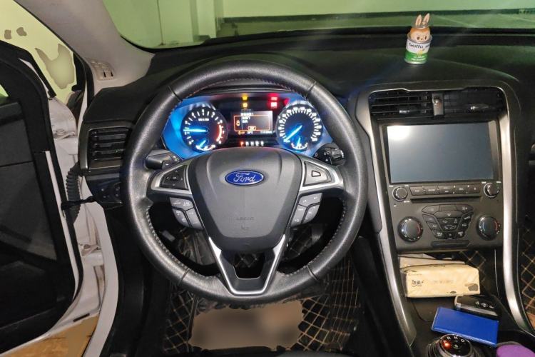 Used Ford Mondeo 2017 EcoBoost 180 Stylish Model Steering Wheel