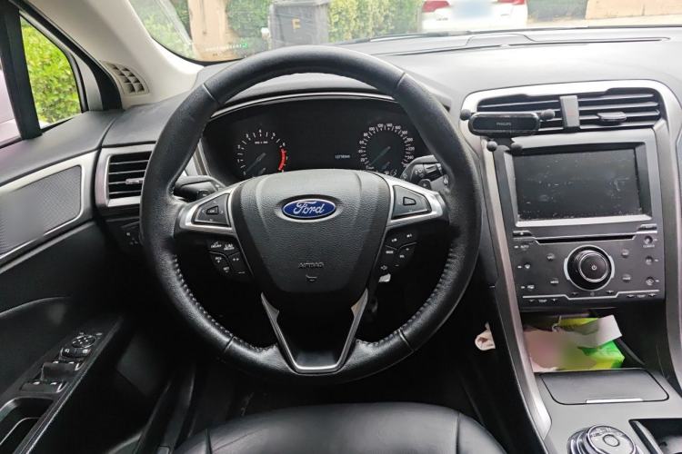Used Ford Mondeo 2017 EcoBoost 180 Stylish Model Steering Wheel