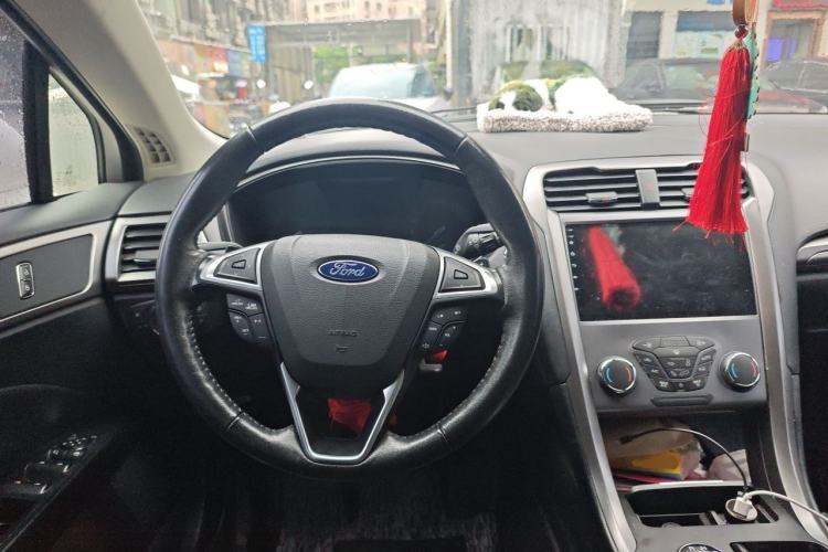 Used Ford Mondeo 2017 EcoBoost 200 Stylish Model Steering Wheel